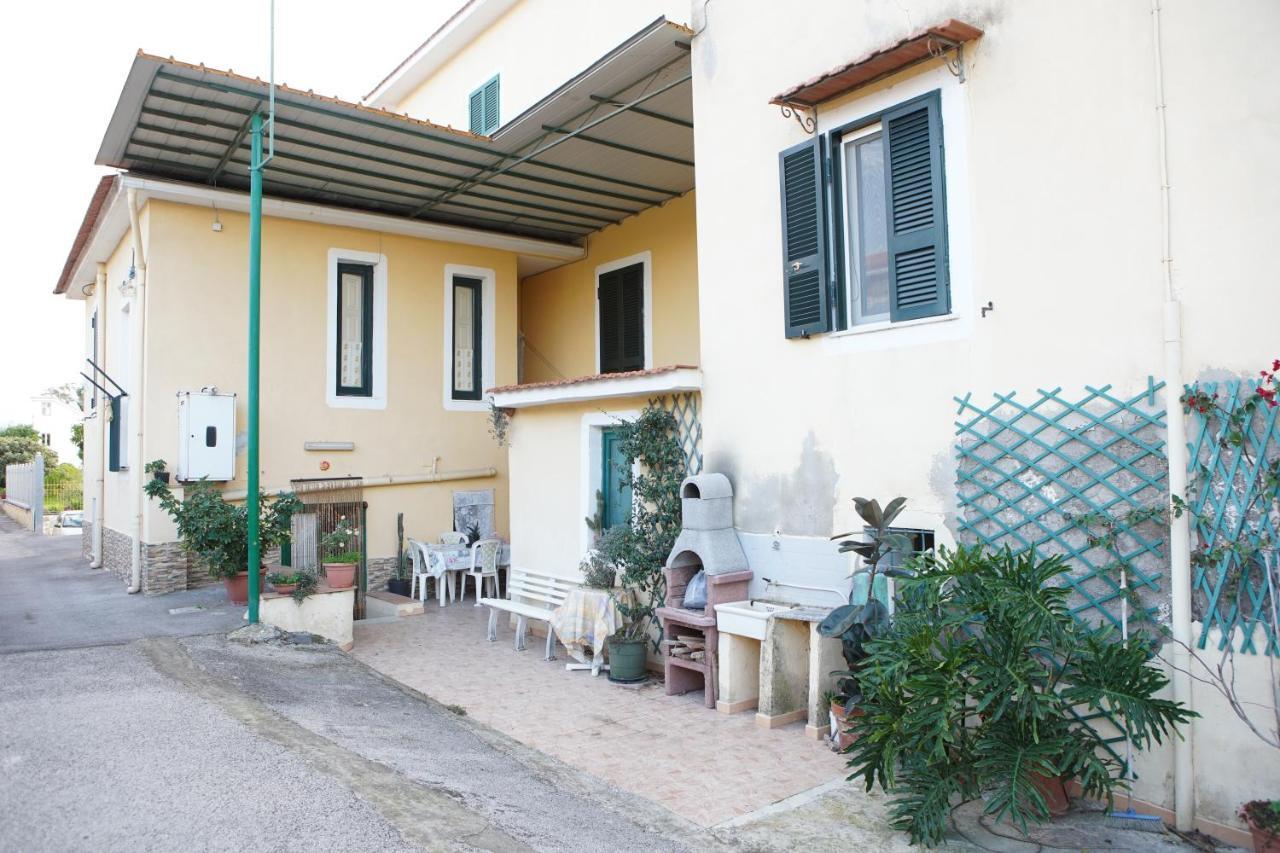 Casa Vacanze Da Rosy Ercolano Exterior foto