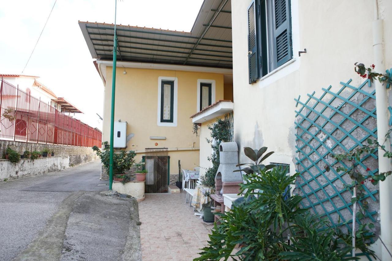 Casa Vacanze Da Rosy Ercolano Exterior foto